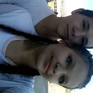 Meet your Posher, Derick